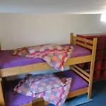Snowbunnys Backpackers بيت شباب *
