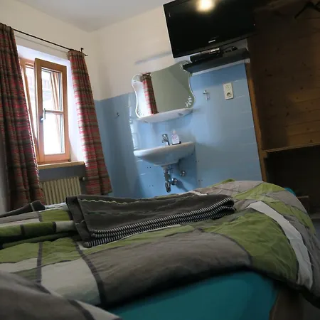 Hostel Snowbunnys Backpackers *