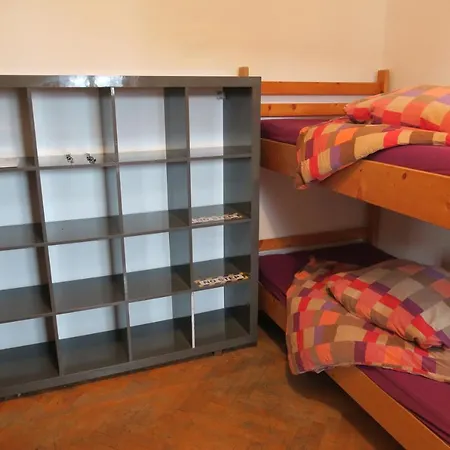 Hostel Snowbunnys Backpackers *