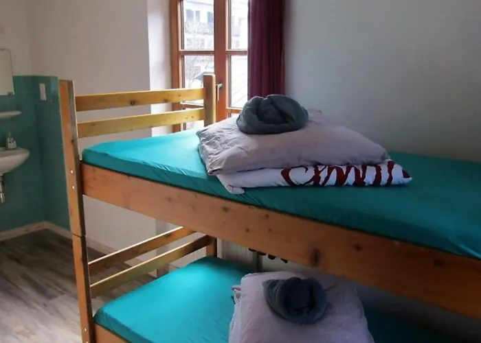 Snowbunnys Backpackers Hostal