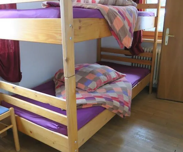 Hostel Snowbunnys Backpackers