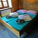 Snowbunnys Backpackers Hostel Kitzbuhel