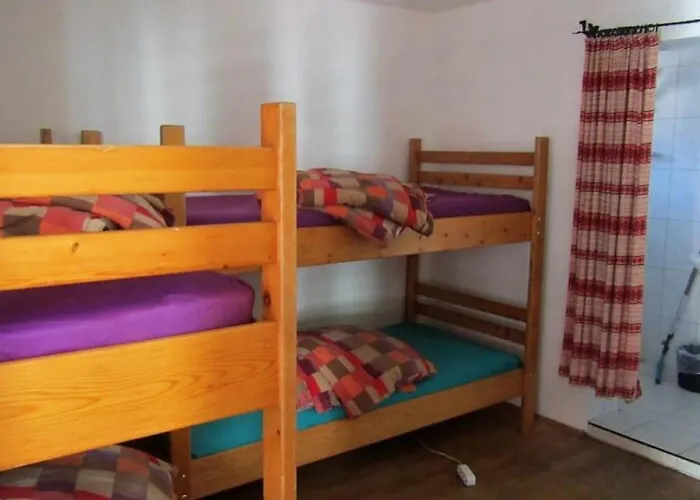 Snowbunnys Backpackers * كيتزبوهيل