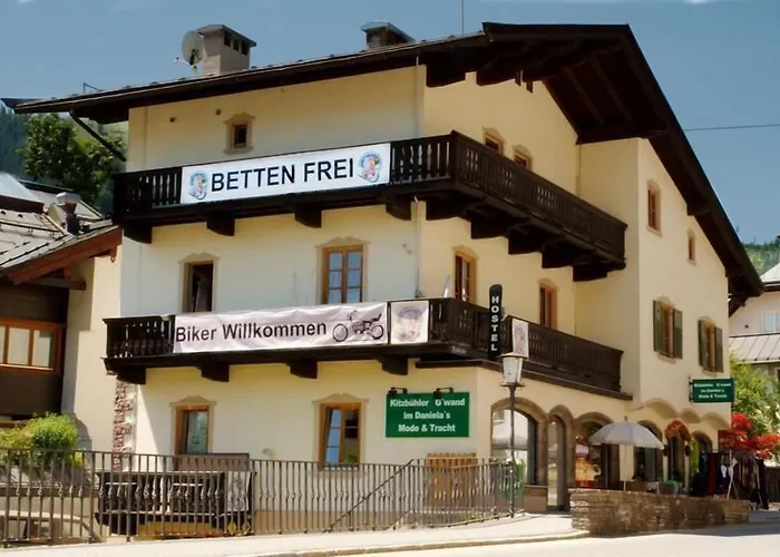 بيت شباب Snowbunnys Backpackers