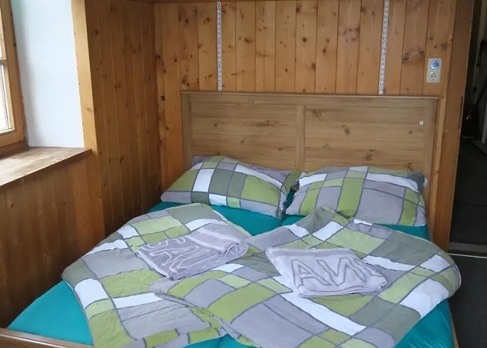 Snowbunnys Backpackers بيت شباب *